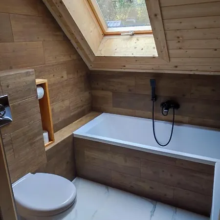 Dom Drewniany Z Sauna I Jacuzzi W Szklarskiej Porebie Szklarska Poreba Exterior photo