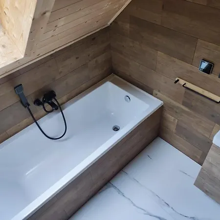 Dom Drewniany Z Sauna I Jacuzzi W Szklarskiej Porebie Szklarska Poreba Exterior photo