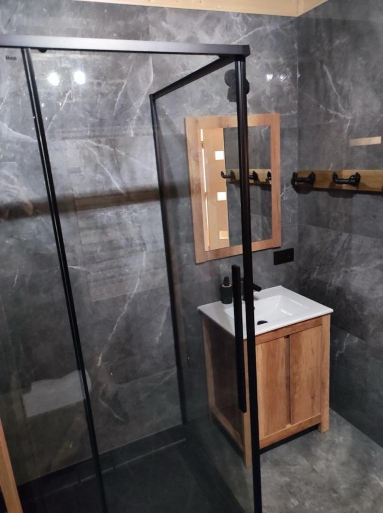 Holiday home Dom Drewniany Z Sauna I Jacuzzi W Szklarskiej Porebie
